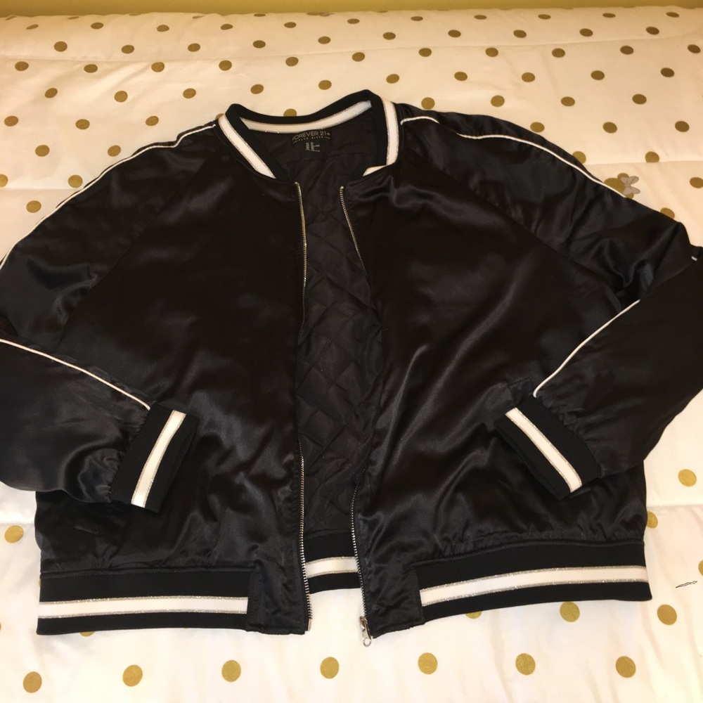 Bomber jacket